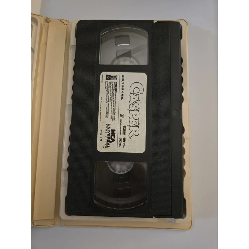 Vintage 1995 MCA Universal Home Video Casper VHS PG Clamshell Fantasy Comedy